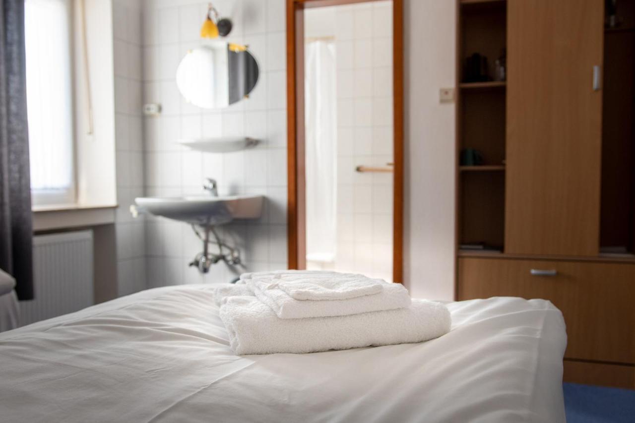 Hotel Huberty Kautenbach Екстериор снимка